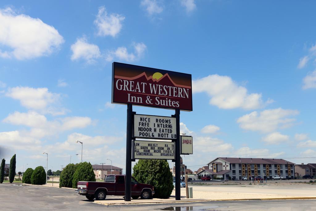 Great Western Inn & Suites Carlsbad Exterior photo